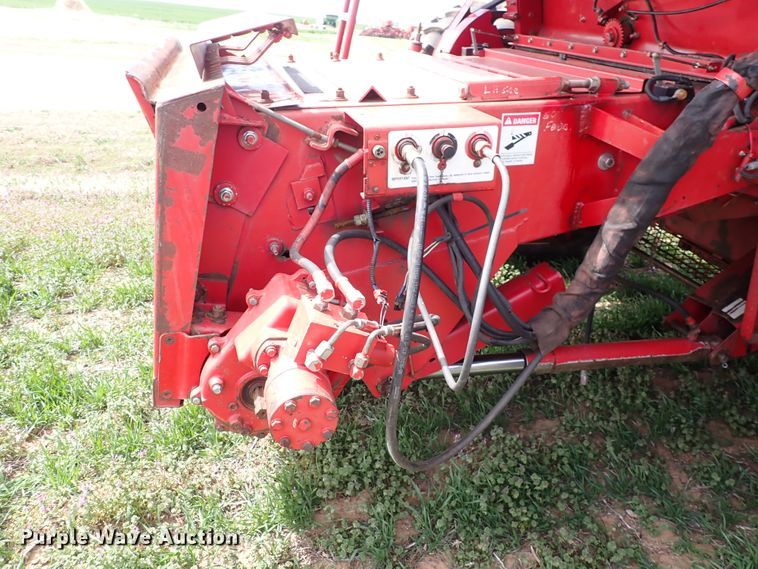 image for item DK4583 2001 Case IH 2388  combine