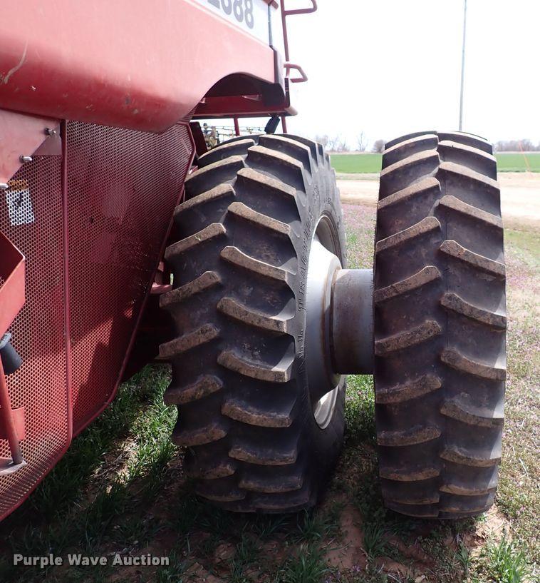 image for item DK4583 2001 Case IH 2388  combine