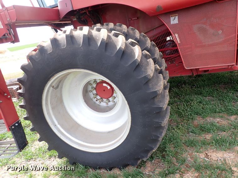 image for item DK4583 2001 Case IH 2388  combine