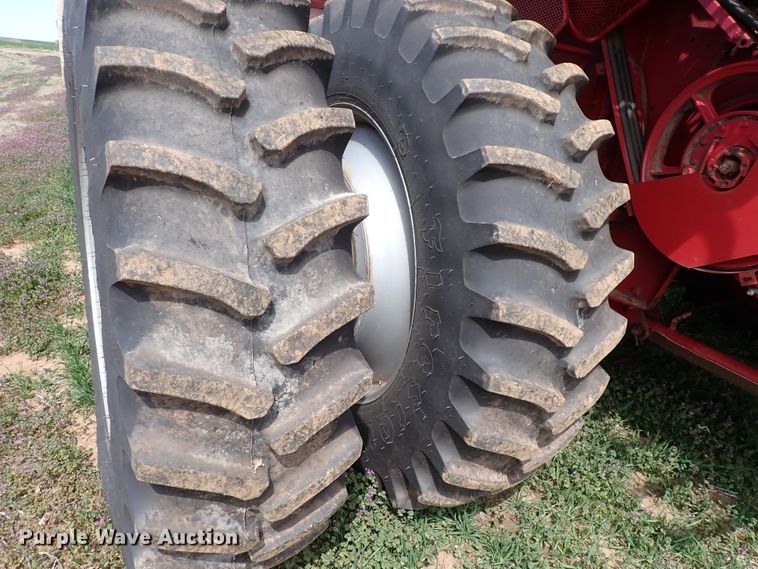 image for item DK4583 2001 Case IH 2388  combine
