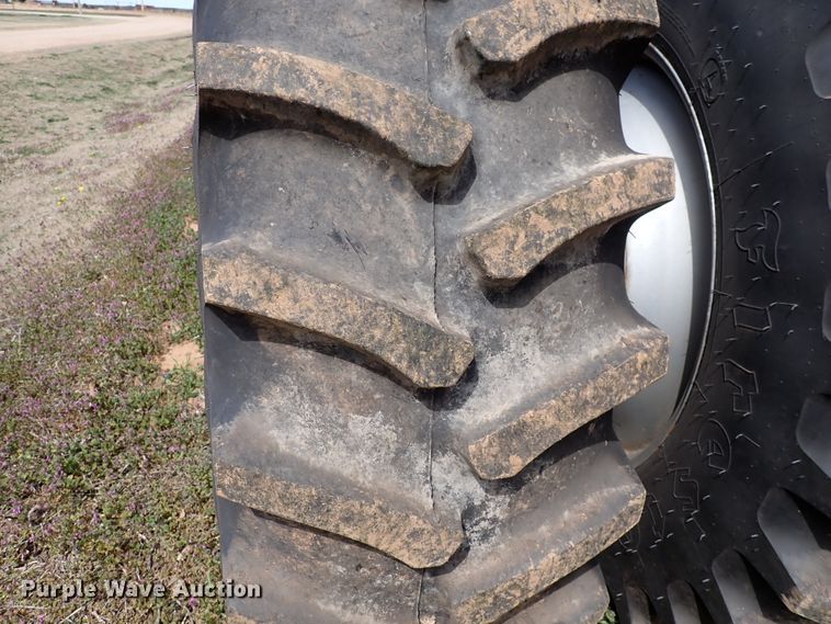 image for item DK4583 2001 Case IH 2388  combine