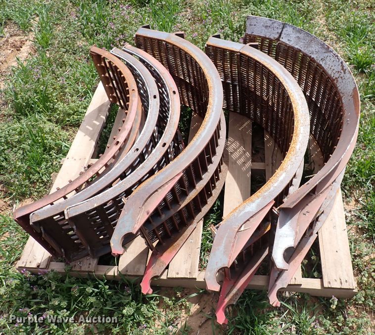 image for item DK4583 2001 Case IH 2388  combine