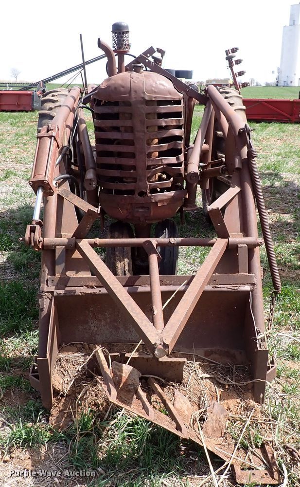 image for item DK4584 Massey-Ferguson 33  tractor