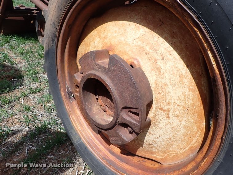 image for item DK4584 Massey-Ferguson 33  tractor