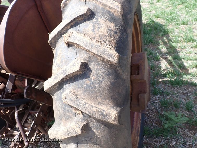 image for item DK4584 Massey-Ferguson 33  tractor