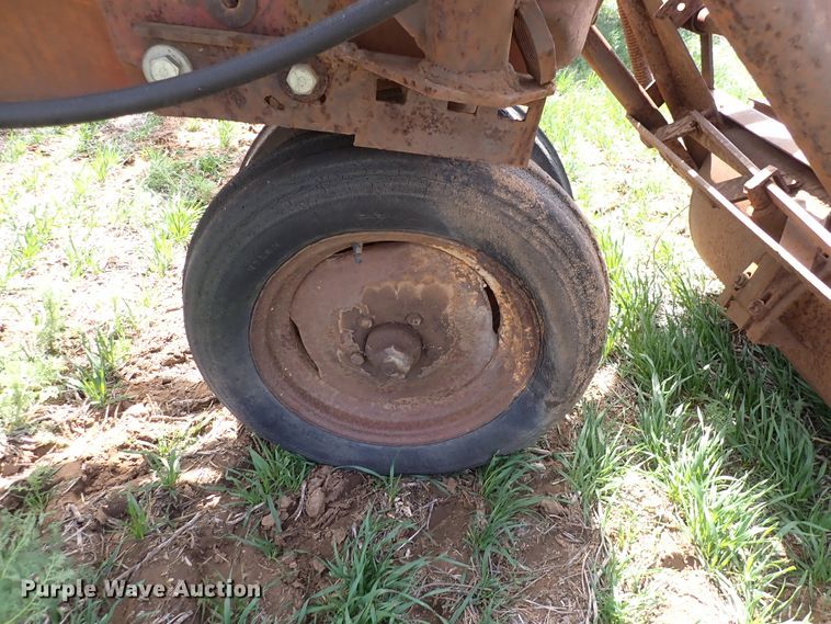 image for item DK4584 Massey-Ferguson 33  tractor