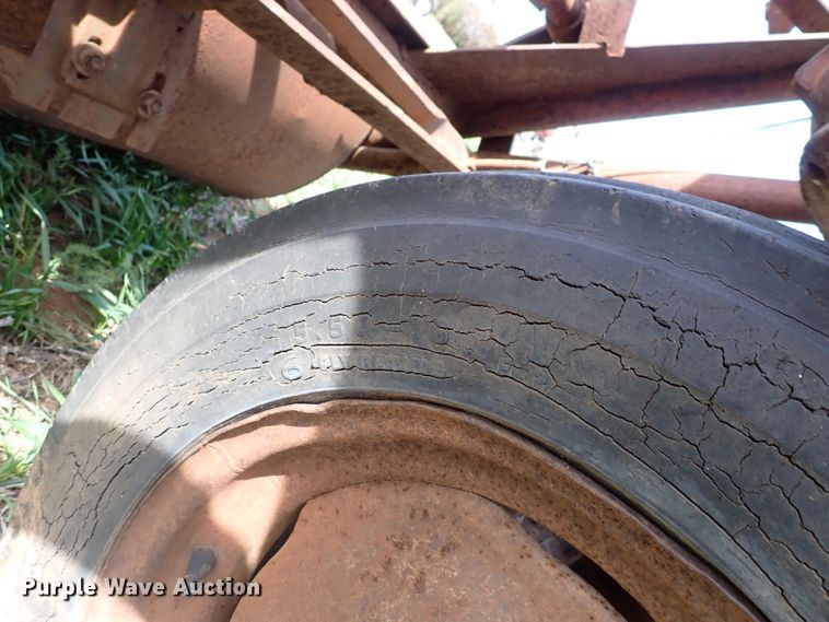 image for item DK4584 Massey-Ferguson 33  tractor