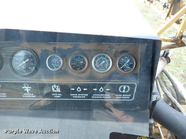 image for item DK4586 Ag-Chem RoGator 854  sprayer