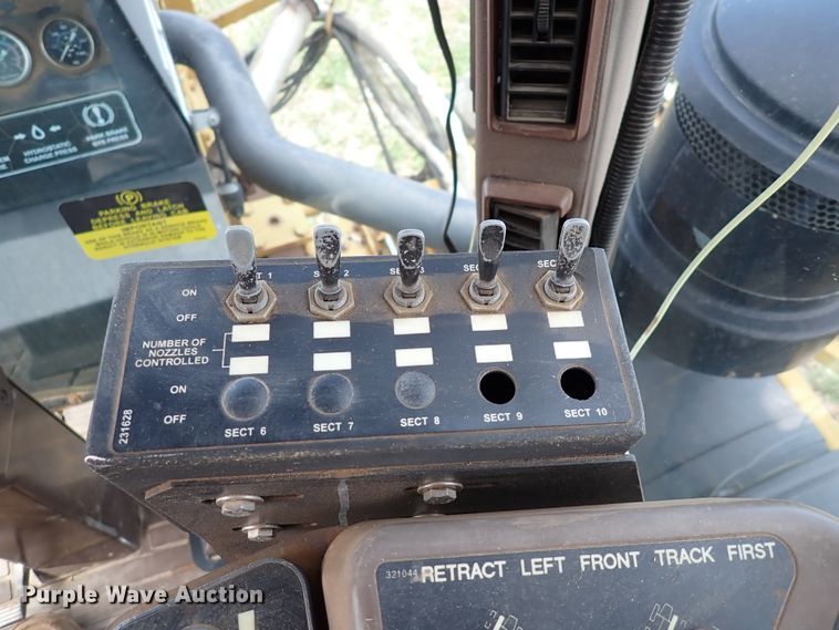 image for item DK4586 Ag-Chem RoGator 854  sprayer