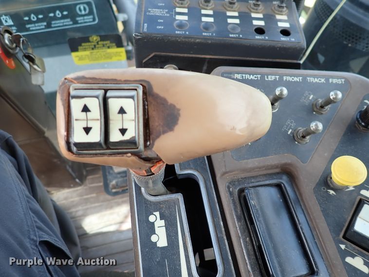 image for item DK4586 Ag-Chem RoGator 854  sprayer