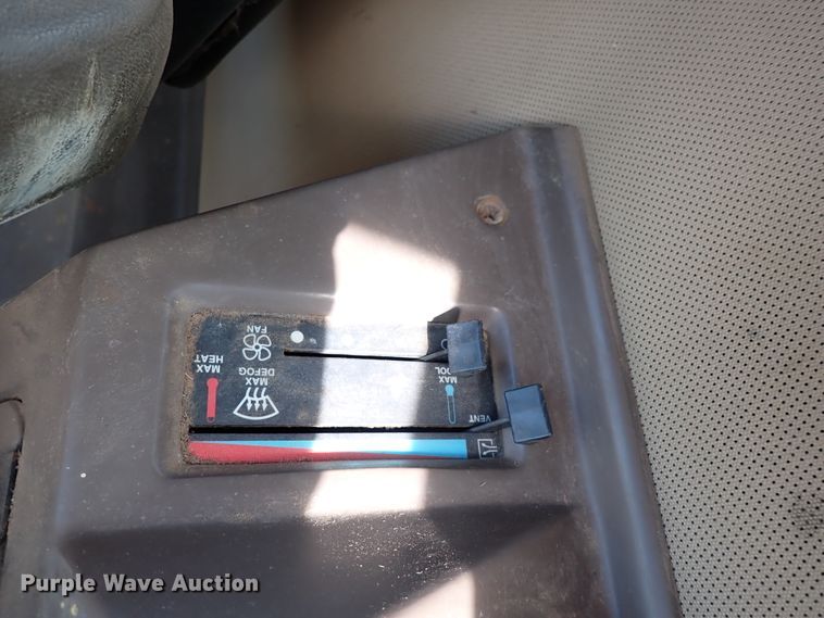 image for item DK4586 Ag-Chem RoGator 854  sprayer