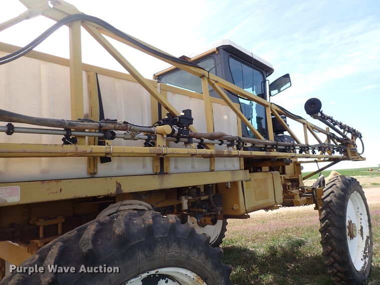 image for item DK4586 Ag-Chem RoGator 854  sprayer