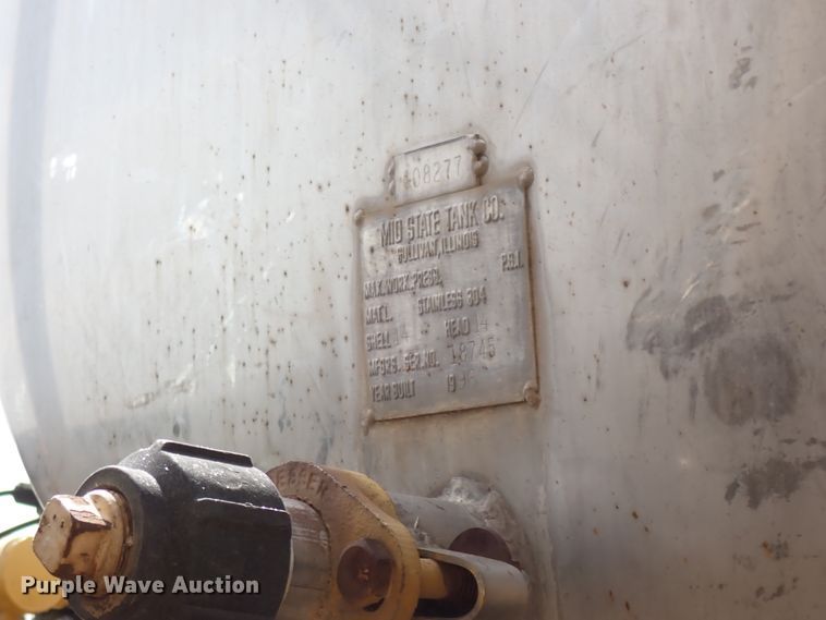 image for item DK4586 Ag-Chem RoGator 854  sprayer