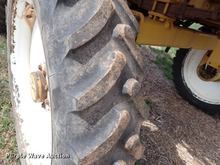 image for item DK4586 Ag-Chem RoGator 854  sprayer