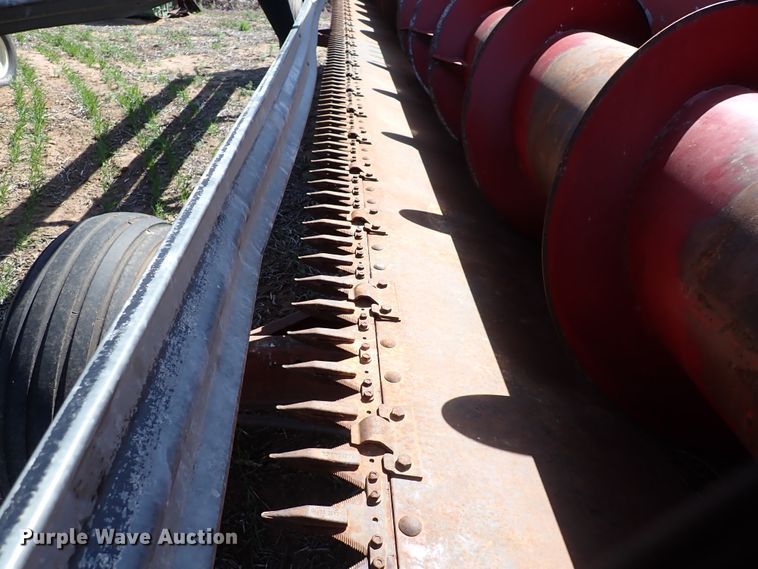 image for item DK4590 1988 Case IH 1010-25  rigid head