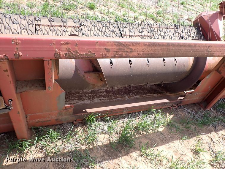 image for item DK4593 Case IH 1015  pickup head