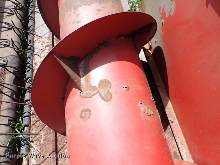 image for item DK4593 Case IH 1015  pickup head