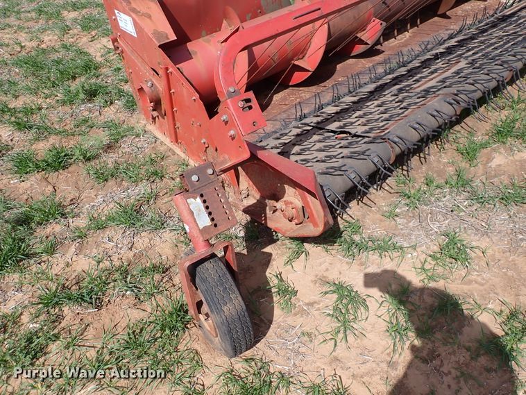 image for item DK4593 Case IH 1015  pickup head