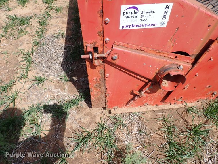 image for item DK4593 Case IH 1015  pickup head