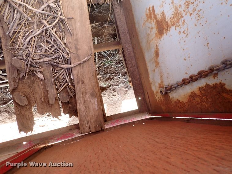 image for item DK4602 Schmitz BullMobile livestock trailer