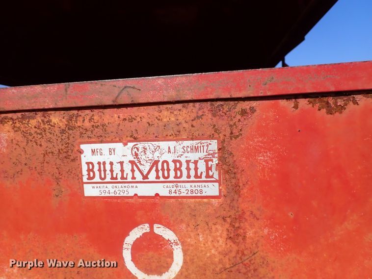 image for item DK4602 Schmitz BullMobile livestock trailer