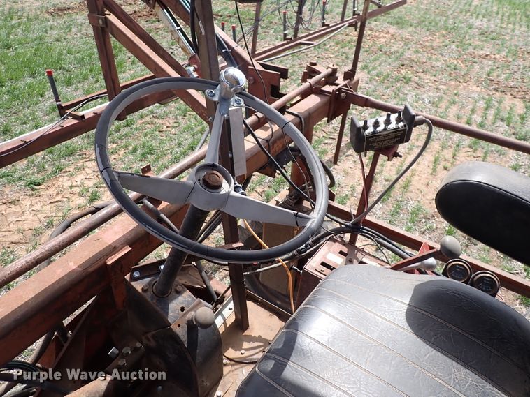 image for item DK4612 Hagie 473  Hi-Tractor Hi-Crop sprayer