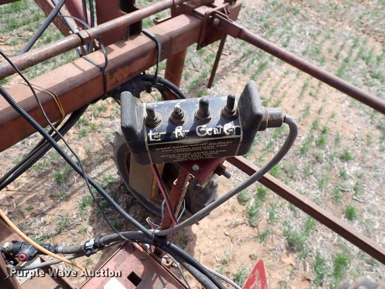 image for item DK4612 Hagie 473  Hi-Tractor Hi-Crop sprayer