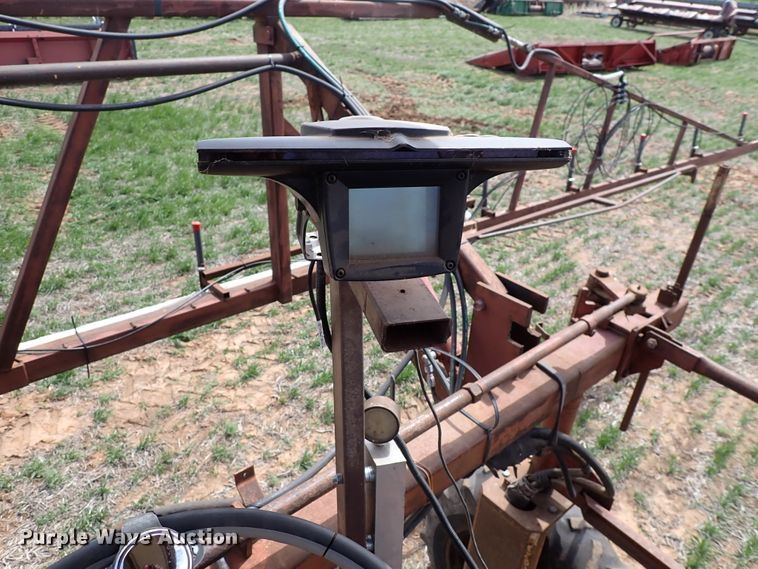 image for item DK4612 Hagie 473  Hi-Tractor Hi-Crop sprayer