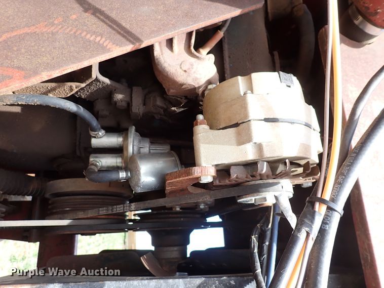 image for item DK4612 Hagie 473  Hi-Tractor Hi-Crop sprayer