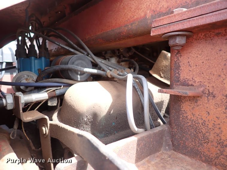 image for item DK4612 Hagie 473  Hi-Tractor Hi-Crop sprayer