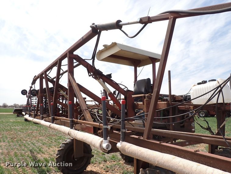 image for item DK4612 Hagie 473  Hi-Tractor Hi-Crop sprayer