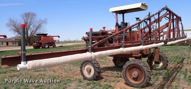 image for item DK4612 Hagie 473  Hi-Tractor Hi-Crop sprayer