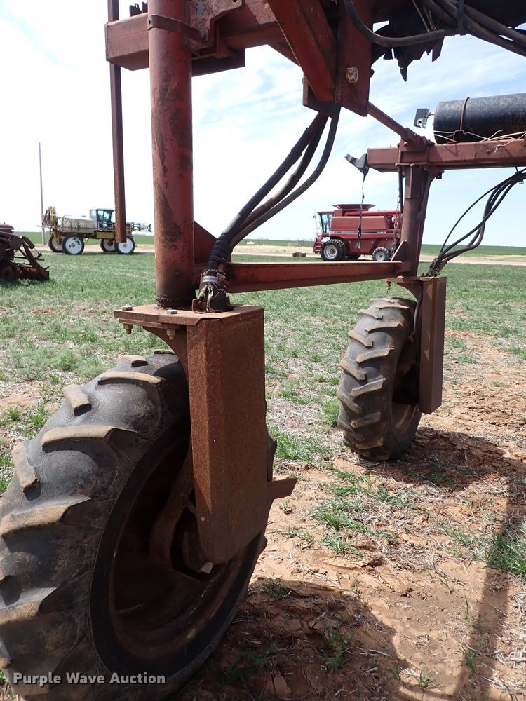 image for item DK4612 Hagie 473  Hi-Tractor Hi-Crop sprayer