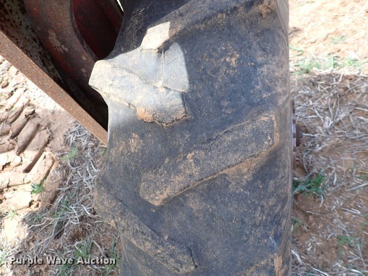 image for item DK4612 Hagie 473  Hi-Tractor Hi-Crop sprayer