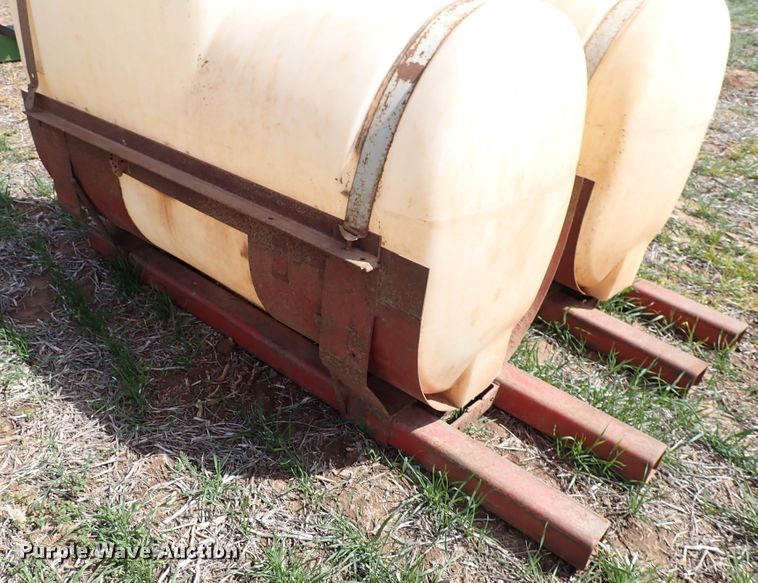 image for item DK4614 (2) poly tanks