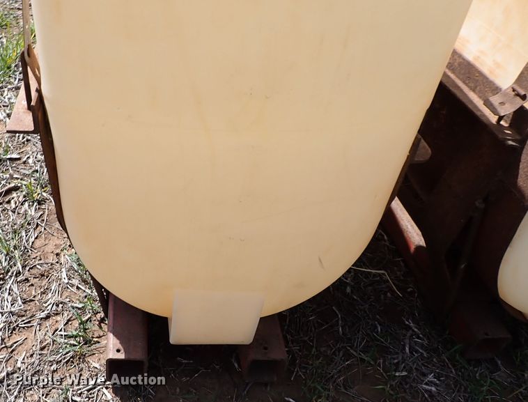 image for item DK4614 (2) poly tanks