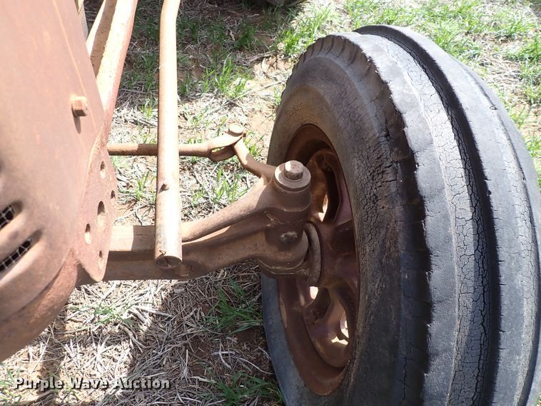 image for item DK4616 McCormick-Deering WD-9  tractor