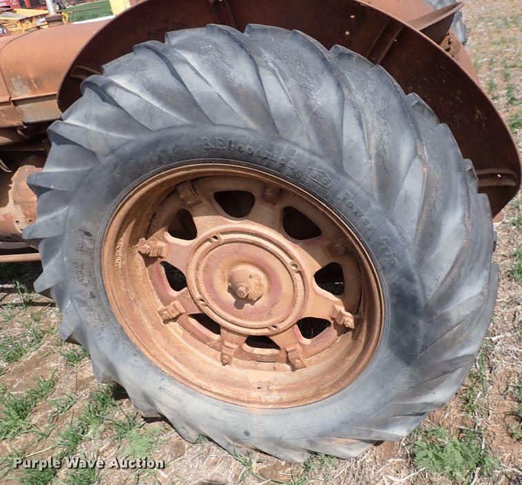 image for item DK4616 McCormick-Deering WD-9  tractor