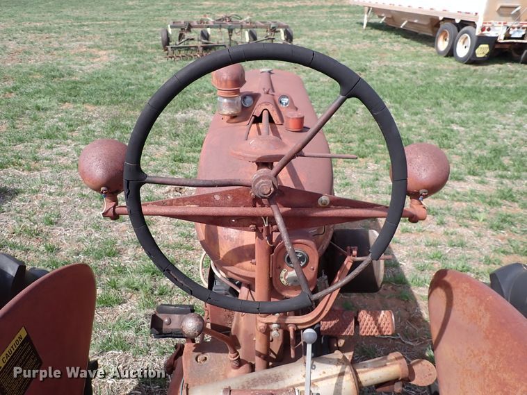 image for item DK4617 Farmall M  tractor