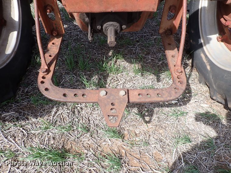 image for item DK4617 Farmall M  tractor