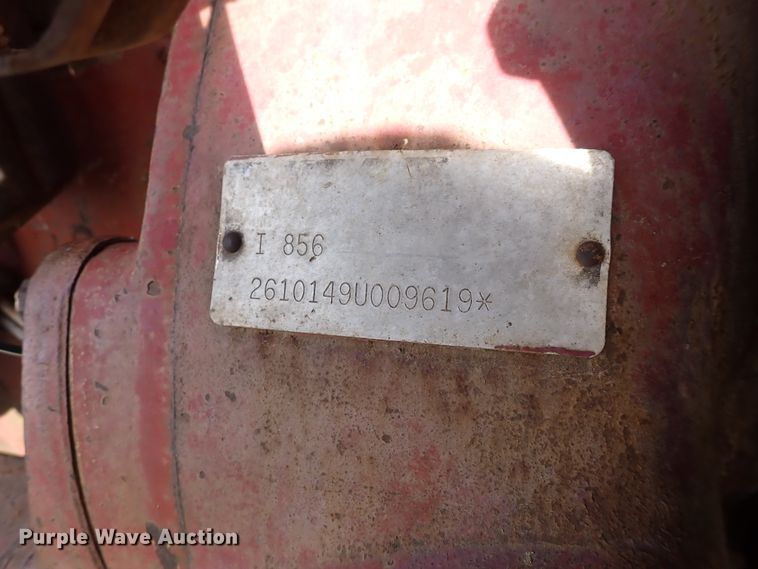 image for item DK4618 International 856  tractor