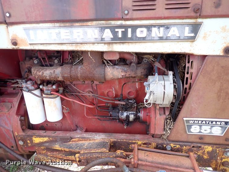 image for item DK4618 International 856  tractor
