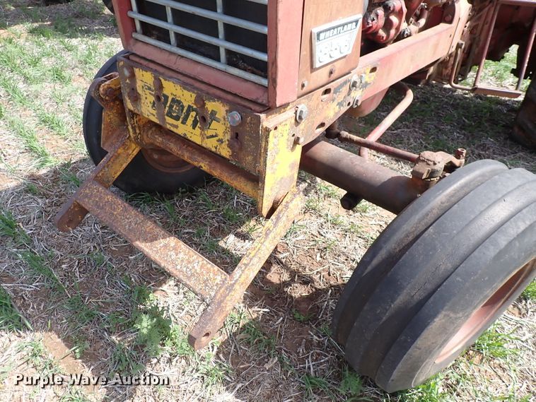 image for item DK4618 International 856  tractor