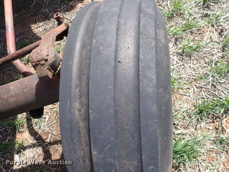 image for item DK4618 International 856  tractor