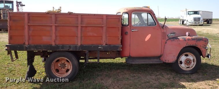 image for item DK4621 1954 GMC 250  grain truck