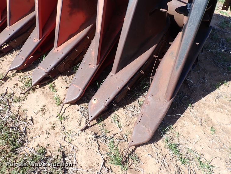 image for item DK4623 John Deere 218  corn head