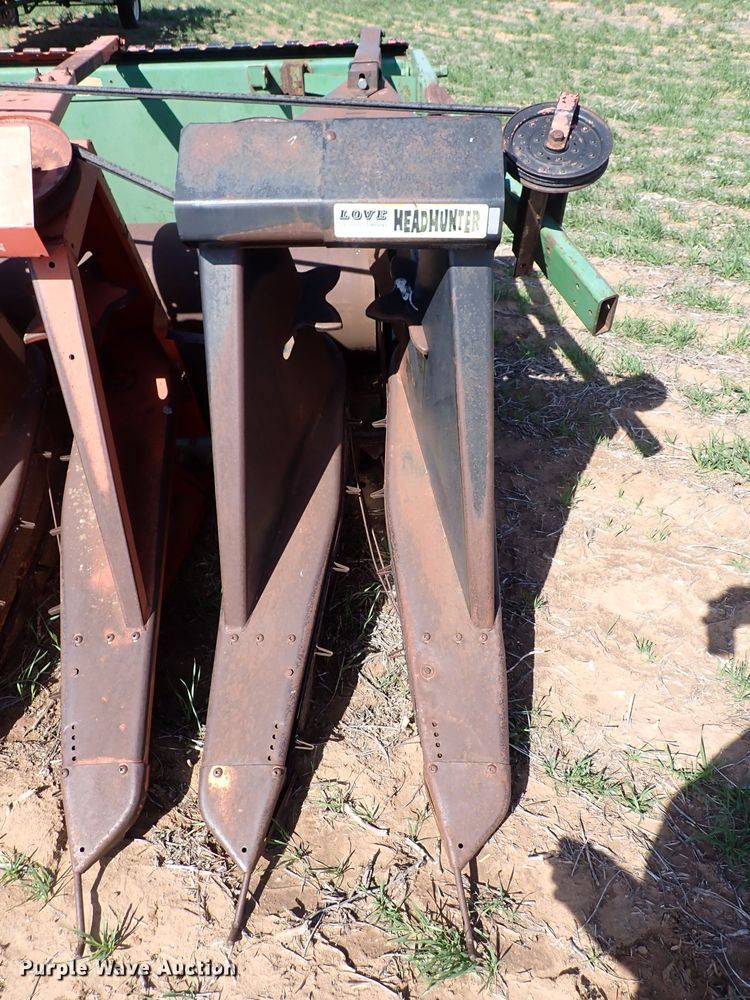 image for item DK4623 John Deere 218  corn head