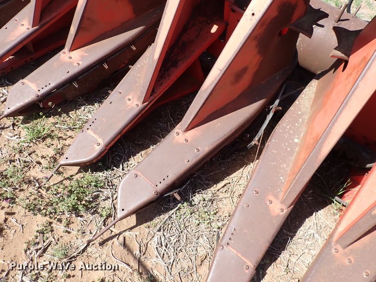 image for item DK4623 John Deere 218  corn head