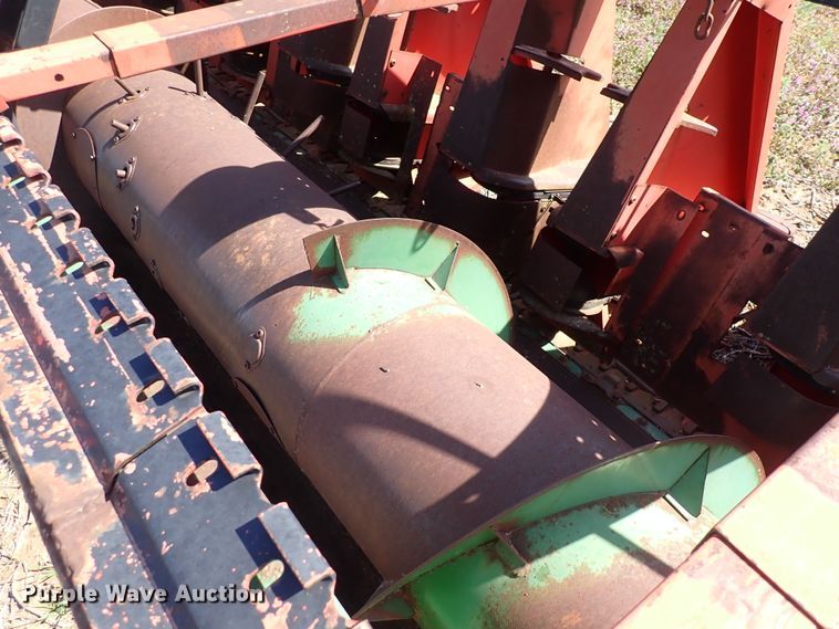 image for item DK4623 John Deere 218  corn head