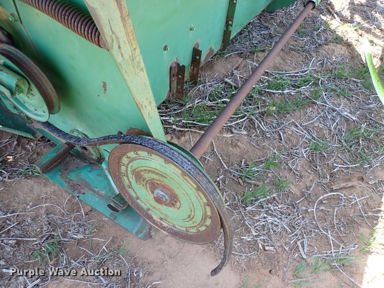 image for item DK4623 John Deere 218  corn head